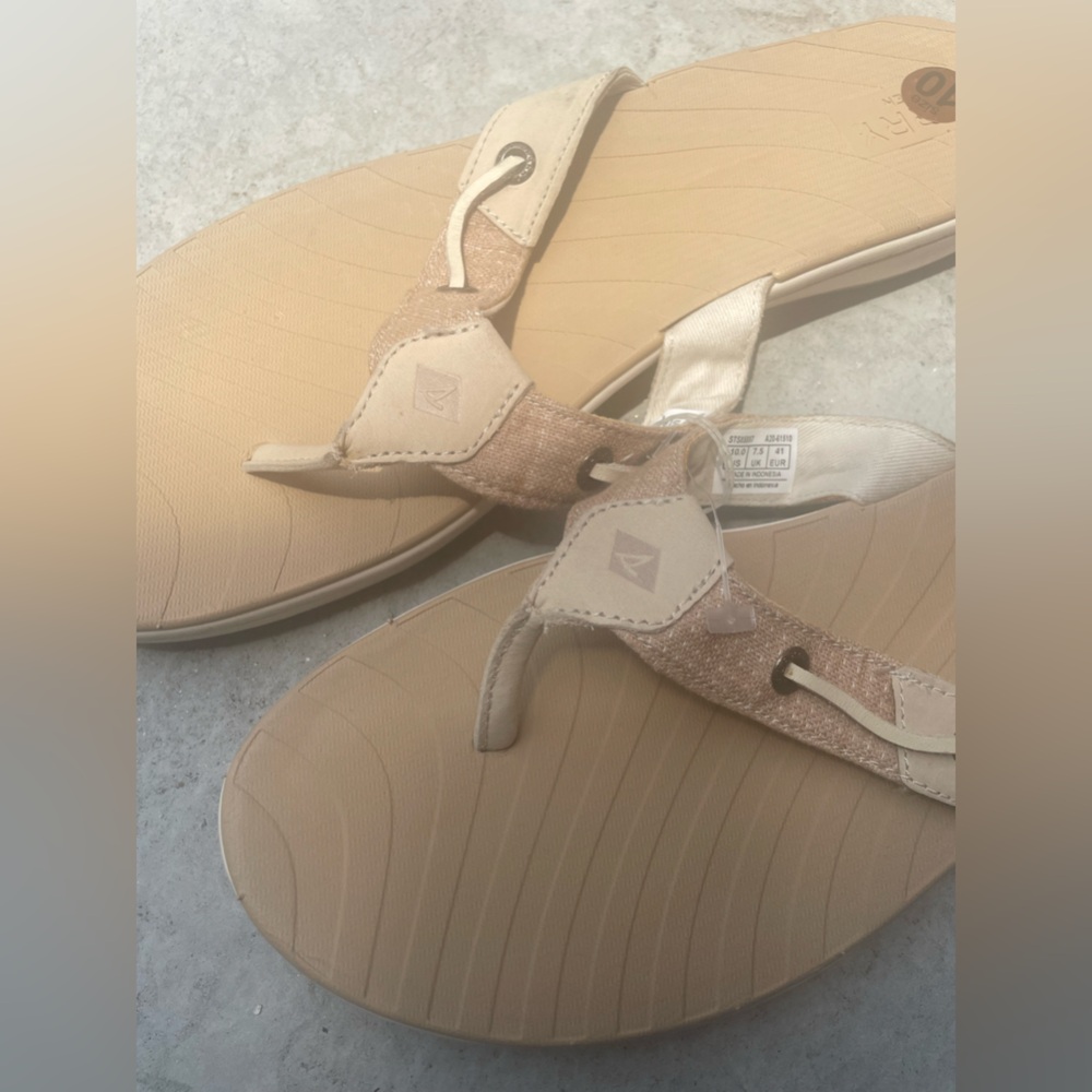 Sperry Sandals - Picture 2 of 3